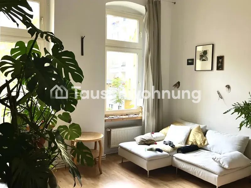 Tauschwohnung: Zentrales, Sehr helles Studio, (Hinterhaus) — photo 1